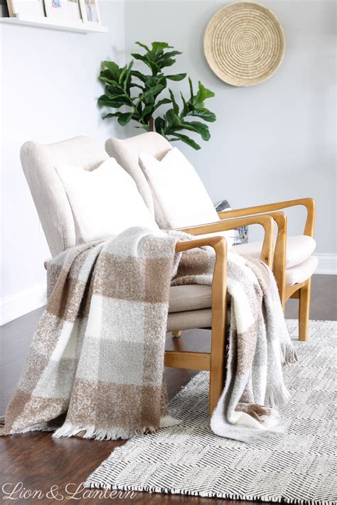 farmhouse accent chair 8