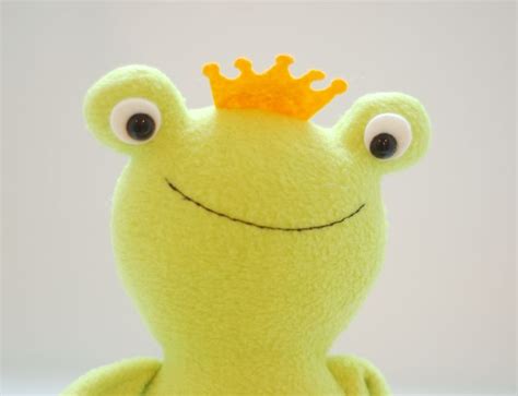 Free Pattern Ferdinand The Frog Whileshenaps Kuscheltiere