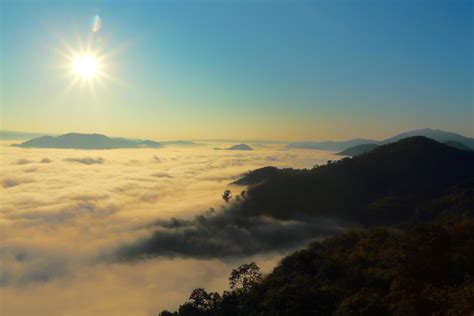 Great views of Sunrise with mountains and cloud. 9202385 Stock Photo at Vecteezy