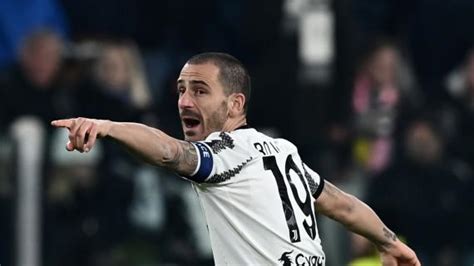 Juventus Bonucci In Dubbio Per La Ripresa Col Verona Da Valutare Sia