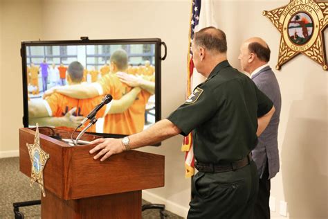 New program aims to help inmates get jobs after jail in Sarasota County ...