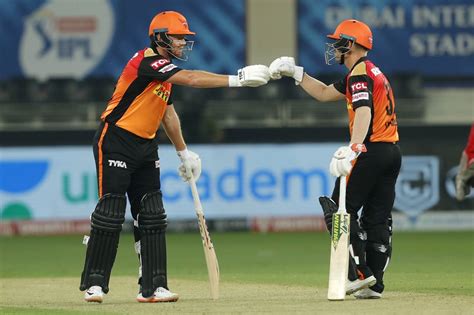 David Warner Punches Gloves With Jonny Bairstow ESPNcricinfo