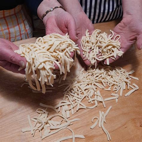 Tagliolini In Brodo Con Pomodoro Fresco Blog Di Trasdijuneecumblimende