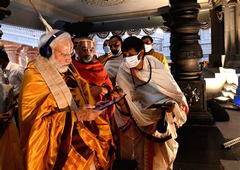 Free Photo PM Modi Unveils 216 Feet Tall Statue Of Equality In Hyderabad