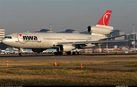 Northwest Airlines McDonnell Douglas DC-10 N238NW (photo 418 ...