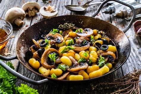 Cucinare Deliziosamente I Funghi Al Latte Semplici Ricette Per