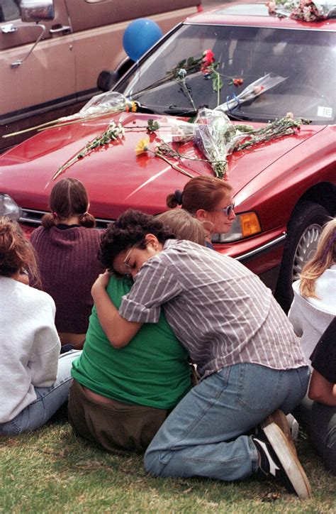 Columbine Pictures: A Deeper Look At The Tragedy's Impact Image 10