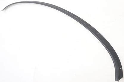 NISSAN Rear Window Lower Molding - R33 BCNR33 2 Doors – TKGT CARS