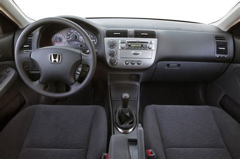 Honda Civic Hybrid Gets A Full Compliment Of Interior And Exterior