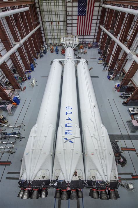 Spacex Reporte à Nouveau La Mise à Feu Statique De Sa Fusée Falcon Heavy