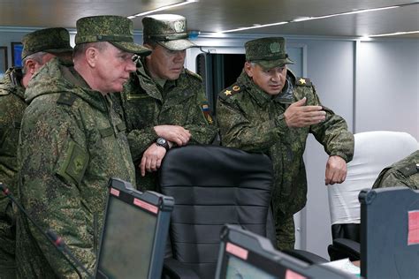 "Выехал на концерт Кобзона?" Герасимов не появился на параде 9 мая, в ...