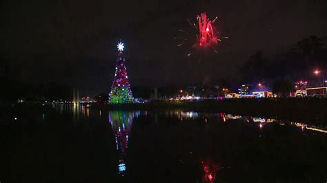 Árvore de Natal do Ibirapuera é inaugurada São Paulo G1