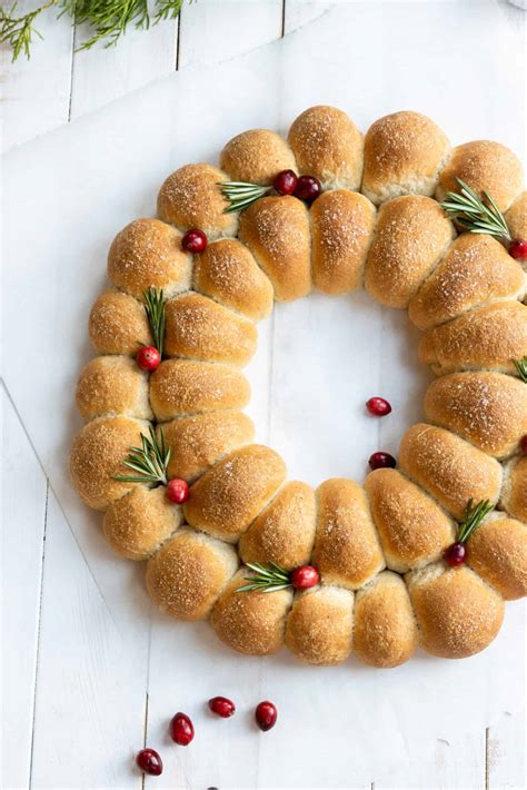 Chef Ani Festive Dinner Roll Wreath Gluten Free Option