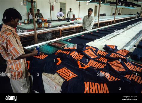 India Tamil Nadu Tirupur Textile Factory Worker Print T Shirts