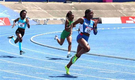 Adaejah Hodge Shawnti Jackson Clash Over 200m At Nyc Grand Prix