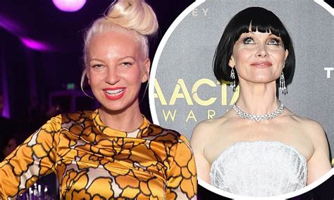 Sia Wins Best Album At Rolling Stone Australia Awards Daily Mail Online