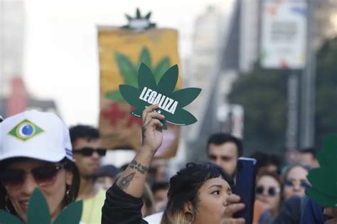 Entenda diferença entre descriminalização e legalização de Geral