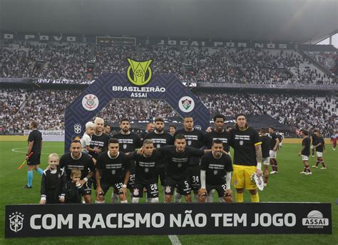 R Ger Guedes Corinthians Vence O Fluminense Por A No Brasileir O