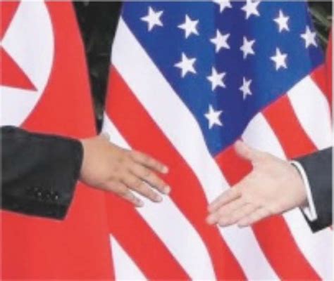 Donald Trump Kim Jong Un Stretta Mano Dago Fotogallery