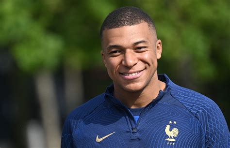 Exclusive Kylian Mbappe In Line For Huge Signing On Fee If He