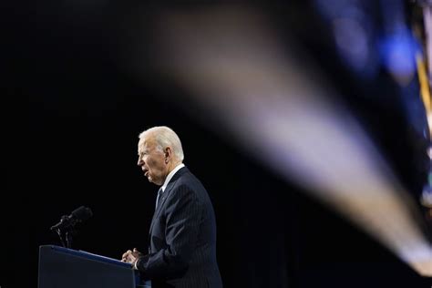 Joe Biden A La Defensiva Tras Hallazgo De Más Documentos Clasificados