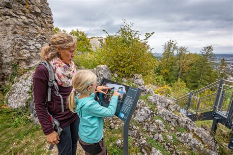 Baselland Tourismus Rundwanderung Ruine Pfeffingen Blattenpass