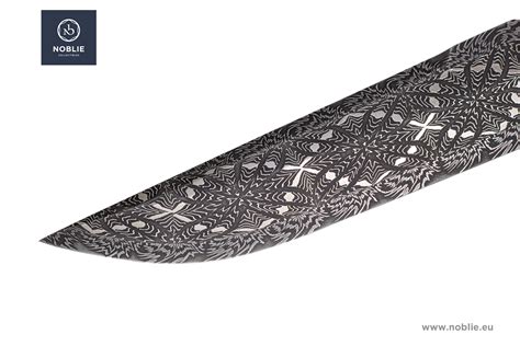 Damascus pattern blade - Noblie custom knives