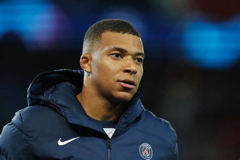 Playsport Psg L Scoate La V Nzare Pe Kylian Mbappe Care Este Pre Ul