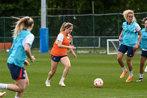 Psg F Minines On Twitter De Nos Parisiennes J Psgpfc