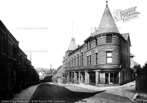 photo  carnforth  street  francis frith