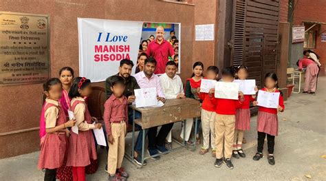 ‘I love Manish Sisodia’ school campaign is latest AAP-BJP flashpoint in ...