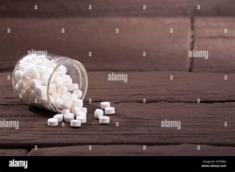 Sweetener Pill Hi Res Stock Photography And Images Alamy