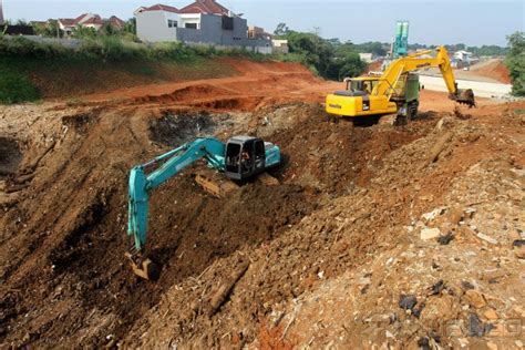 Korban Penggusuran Tol Cijago Mengadu Ke Kejaksaan Aktual