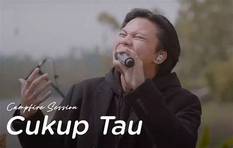 Lirik Lagu Cukup Tau Rizky Febian Ungkap Cinta Bertepuk Sebelah Tangan