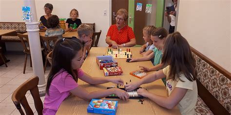 Spielenachmittag für Jung und Junggebliebene