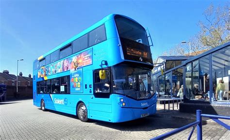 35206 Sl16rfe Fareham Bus Station April 29th 2023 © Copyri Flickr