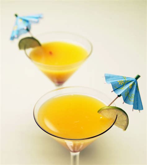 Fresh Thai Mango Martini Recipe