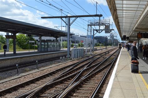 Platform 4 Cambridge Station © N Chadwick Geograph Britain And Ireland