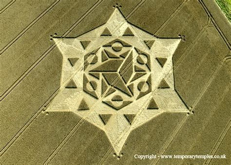 17 Best images about Crop Circle Designs on Pinterest | Fields, Green ...