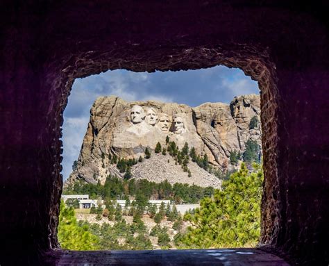 15 Things To Do In Mount Rushmore (And Nearby) - Midwest Explored