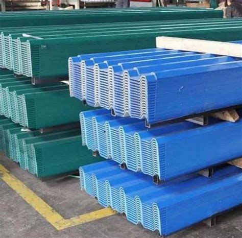 Color Coated GI Profile Sheet Roofing Shed Blue And White Material