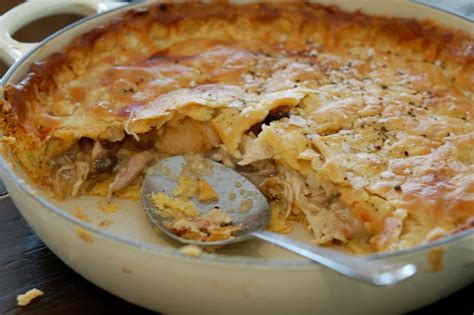 jamie who: Chicken and Mushroom pie