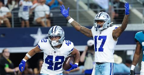 Cowboys’ Deuce Vaughn Reacts to Impressive Preseason Debut - Sports Illustrated