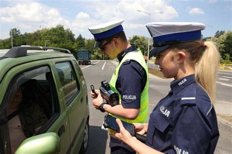 Czy można nagrywać policjanta podczas kontroli drogowej Motoryzacja