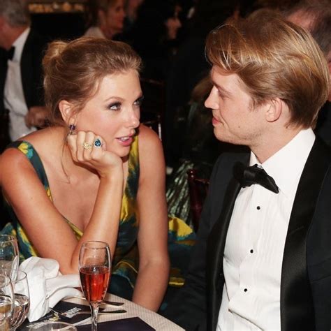 Taylor Swift Facts On Twitter Joe Alwyn A King Has Returned To