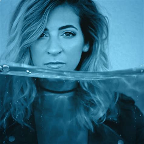 Pin By Let Me Slyther In On Gabbie Hanna Woman Crush Bae Goals Hotties