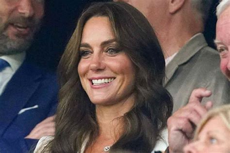 Kate Middleton Cè La Data Del Ritorno Anche Al Lavoro Ormai è