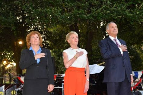 Inno Americano Per La Festa Dell Indipendenza All Ambasciata Americana