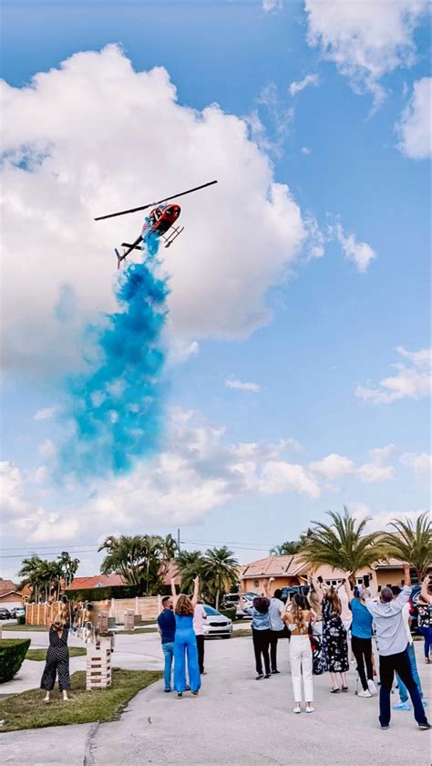 Dubai Influencers Hold Gender Reveal On Side Of Burj Khalifa Artofit