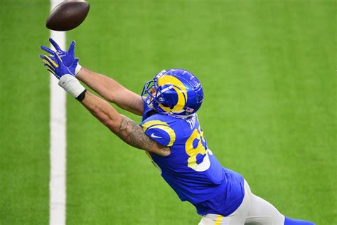 Tyler Higbee injury update: How to handle the Rams TE vs. 49ers in Week ...